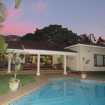 Mdoni House Guest Lodge Port Shepstone Eksteriør bilde